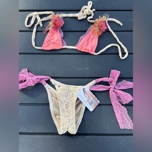 NWT Colleen Kelly Lacey Floral Appliqué Bikini S